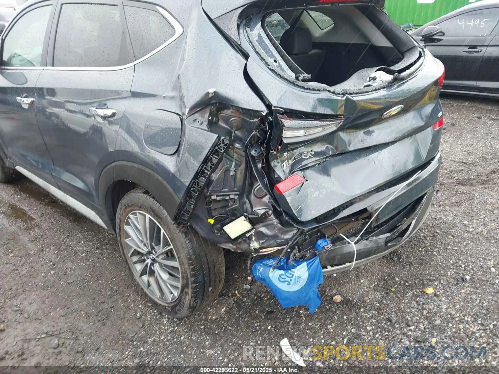 17 Photograph of a damaged car KM8J3CAL9MU380388 HYUNDAI TUCSON 2021