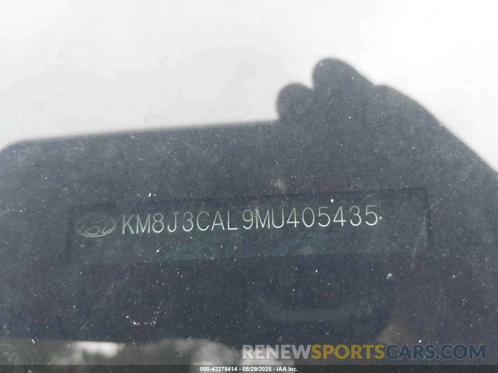 17 Photograph of a damaged car KM8J3CAL9MU405435 HYUNDAI TUCSON 2021