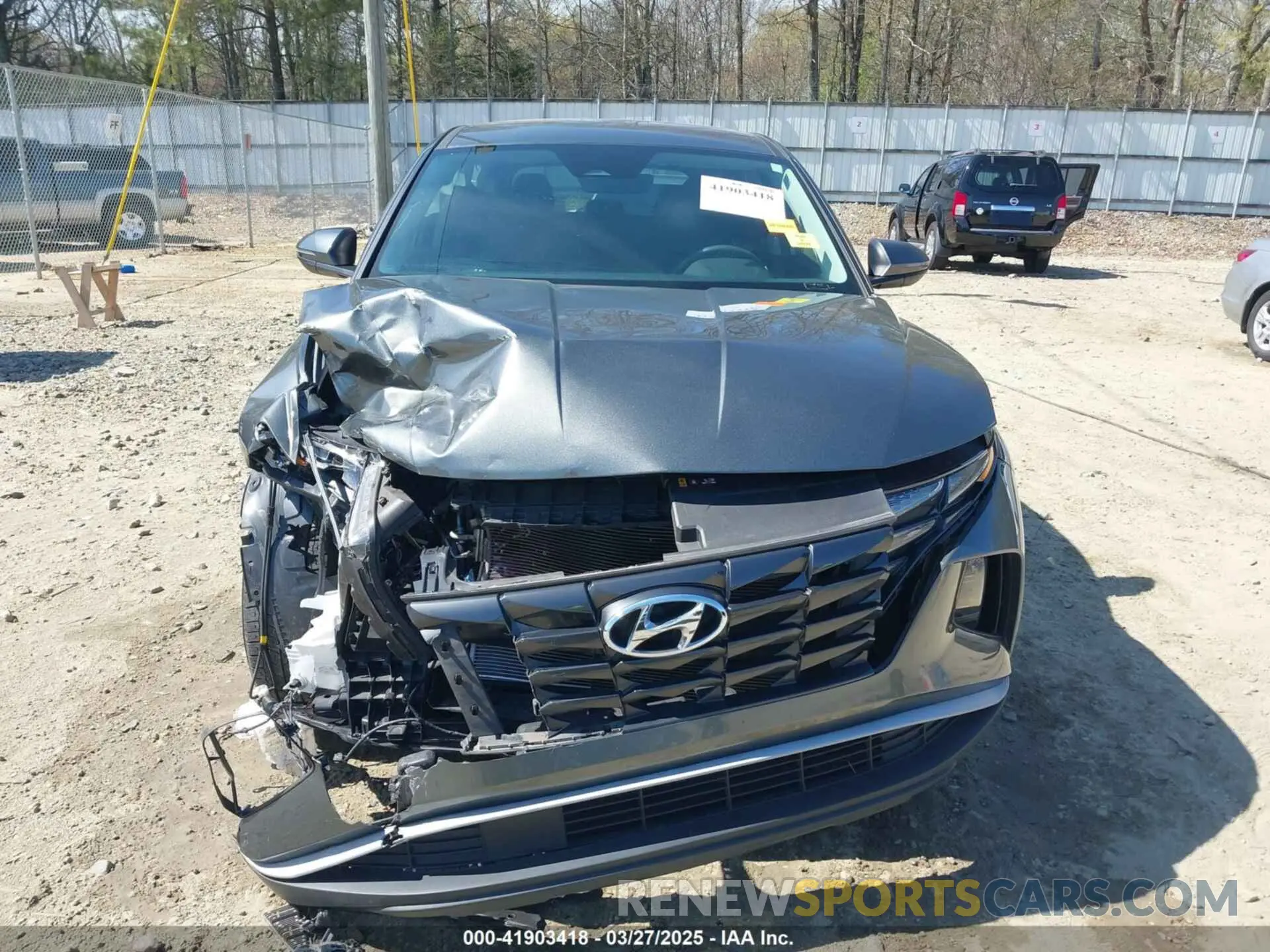 12 Photograph of a damaged car 5NMJA3AE2NH079255 HYUNDAI TUCSON 2022