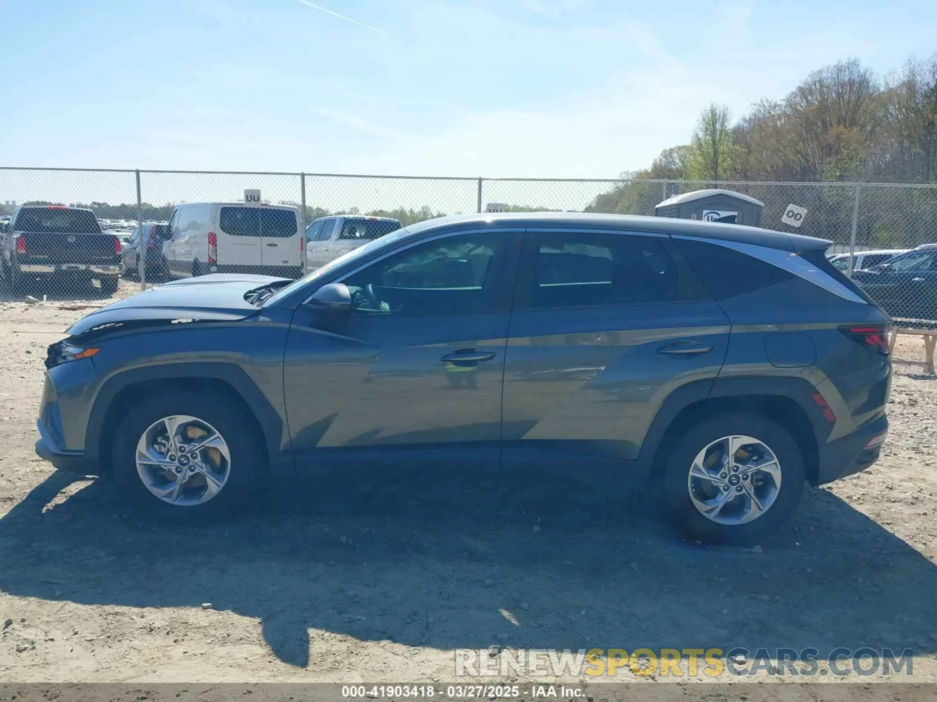 14 Photograph of a damaged car 5NMJA3AE2NH079255 HYUNDAI TUCSON 2022