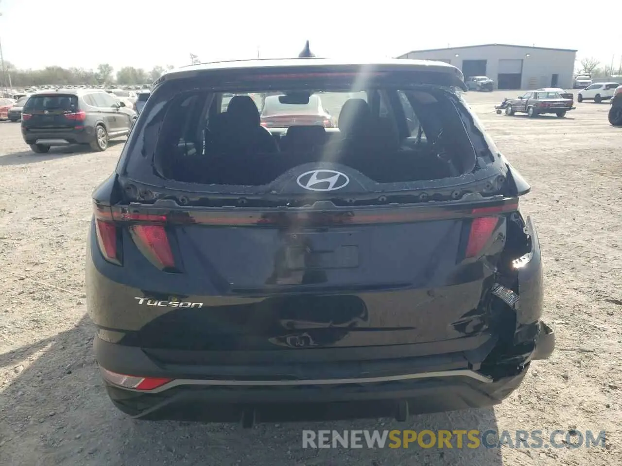6 Photograph of a damaged car 5NMJA3AE4NH087888 HYUNDAI TUCSON 2022
