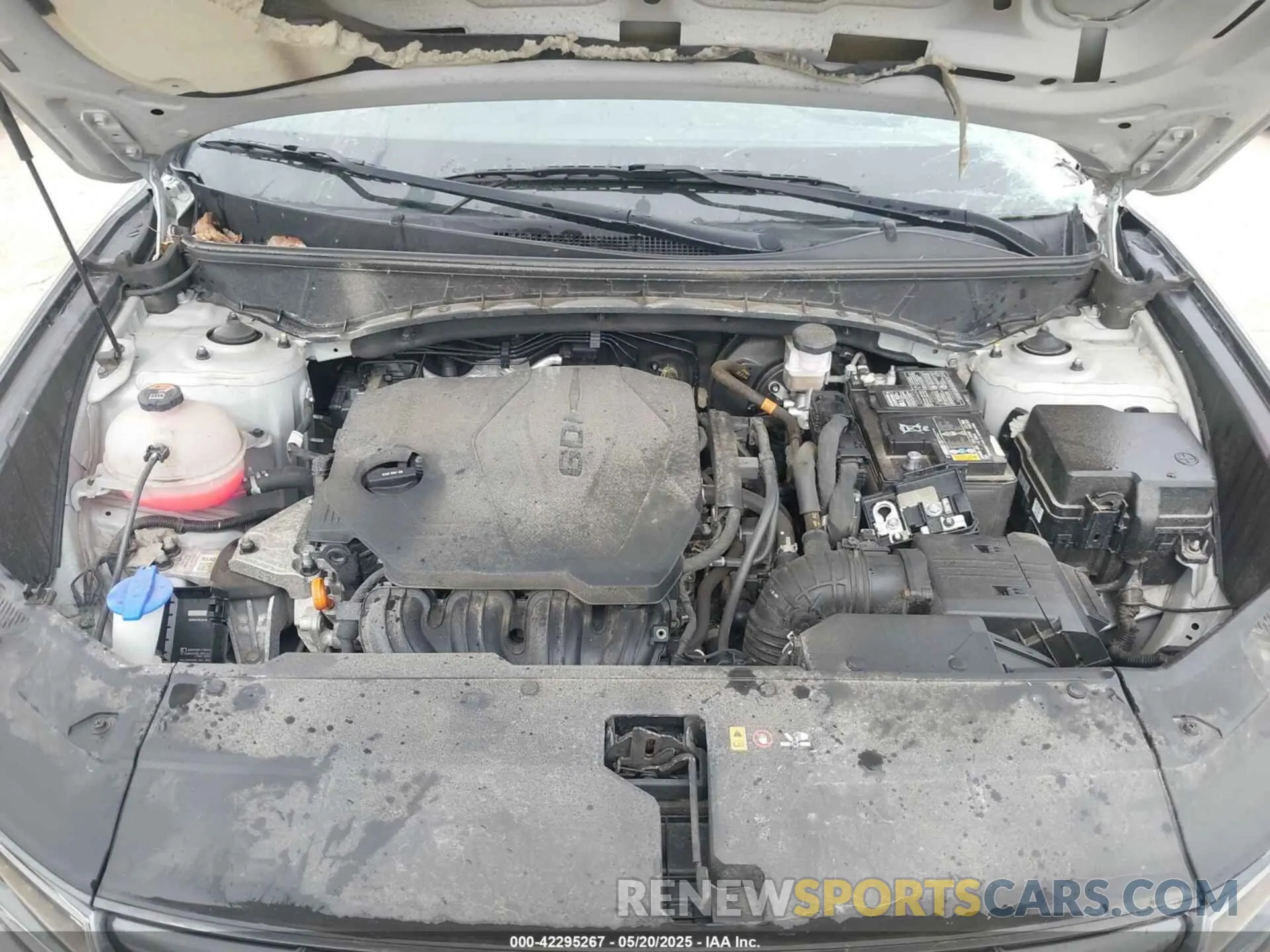 10 Photograph of a damaged car 5NMJA3AE5NH014755 HYUNDAI TUCSON 2022