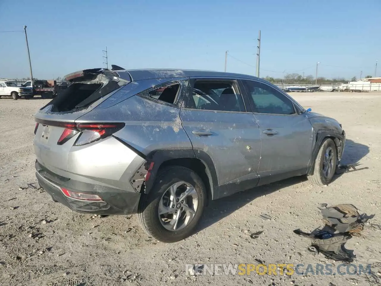 3 Photograph of a damaged car 5NMJA3AE6NH026428 HYUNDAI TUCSON 2022