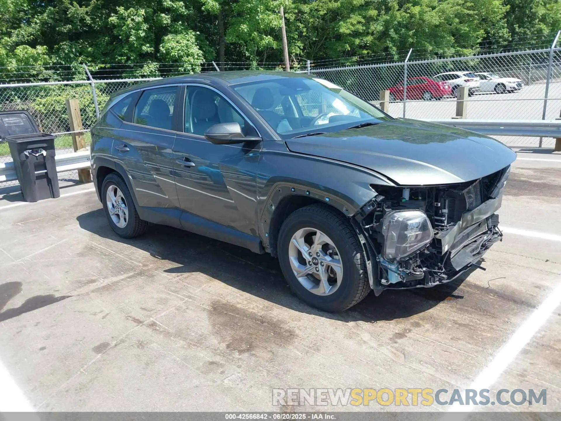1 Photograph of a damaged car 5NMJA3AE6NH056609 HYUNDAI TUCSON 2022