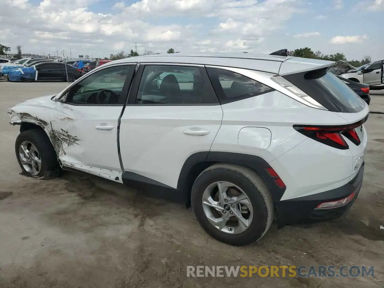 2 Photograph of a damaged car 5NMJA3AE6NH067111 HYUNDAI TUCSON 2022