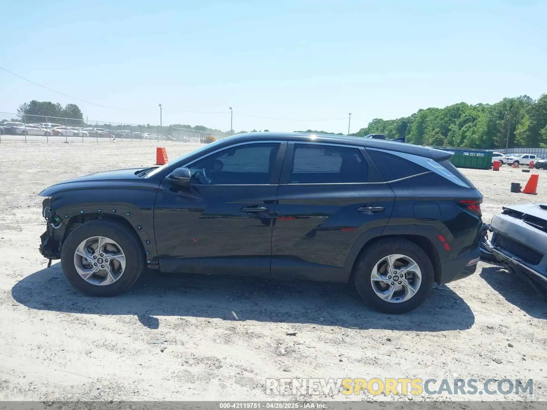 15 Photograph of a damaged car 5NMJA3AE6NH070008 HYUNDAI TUCSON 2022