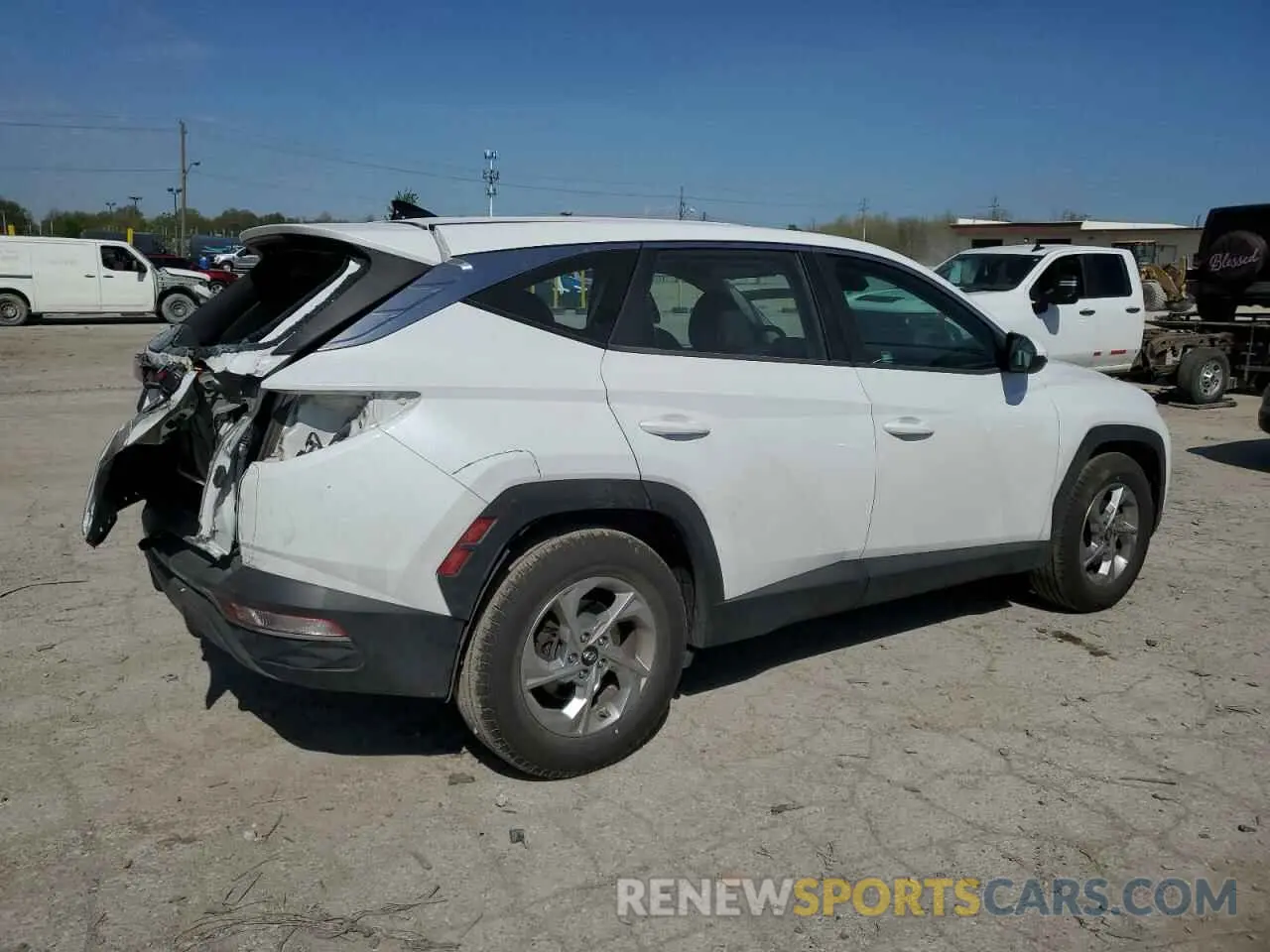 3 Photograph of a damaged car 5NMJA3AE7NH010254 HYUNDAI TUCSON 2022