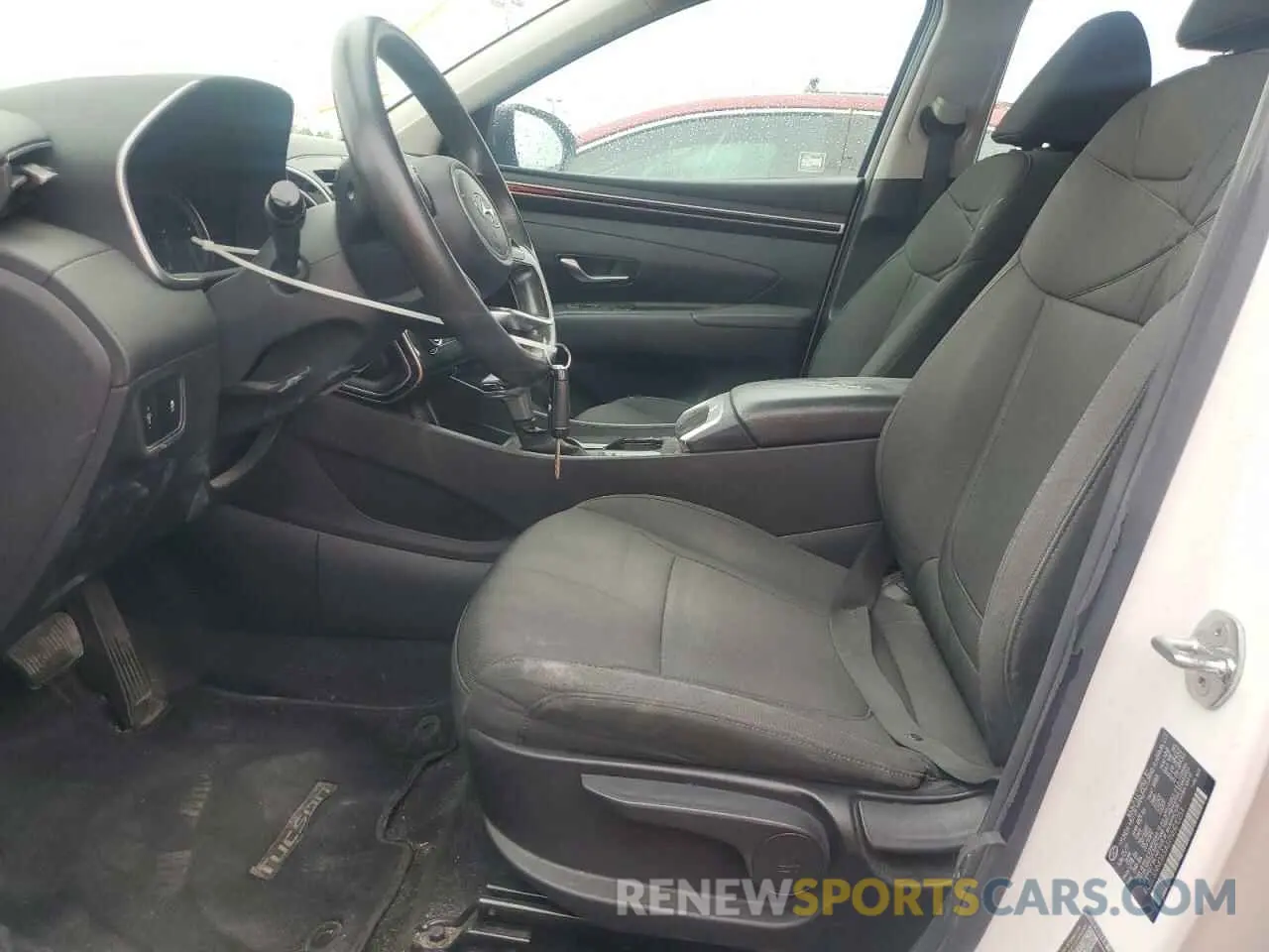 7 Photograph of a damaged car 5NMJA3AE7NH010254 HYUNDAI TUCSON 2022