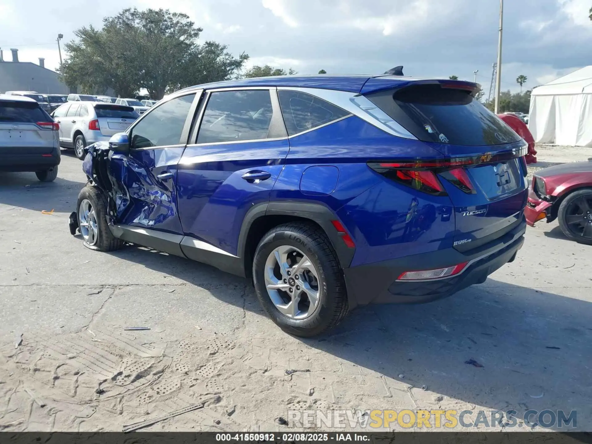 3 Photograph of a damaged car 5NMJA3AE8NH054070 HYUNDAI TUCSON 2022