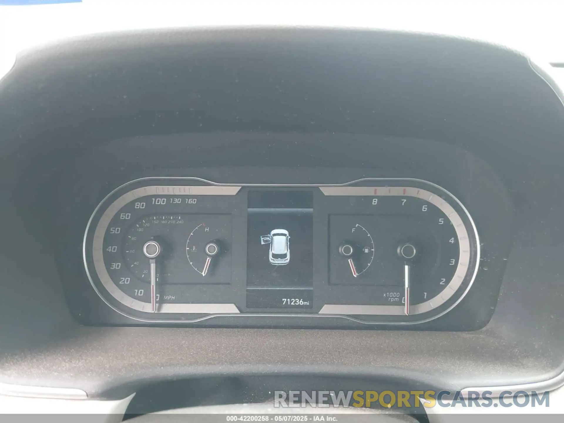 7 Photograph of a damaged car 5NMJA3AE9NH005766 HYUNDAI TUCSON 2022