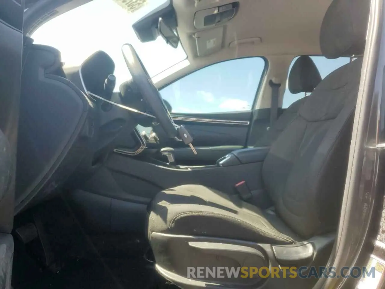 7 Photograph of a damaged car 5NMJA3AE9NH085294 HYUNDAI TUCSON 2022