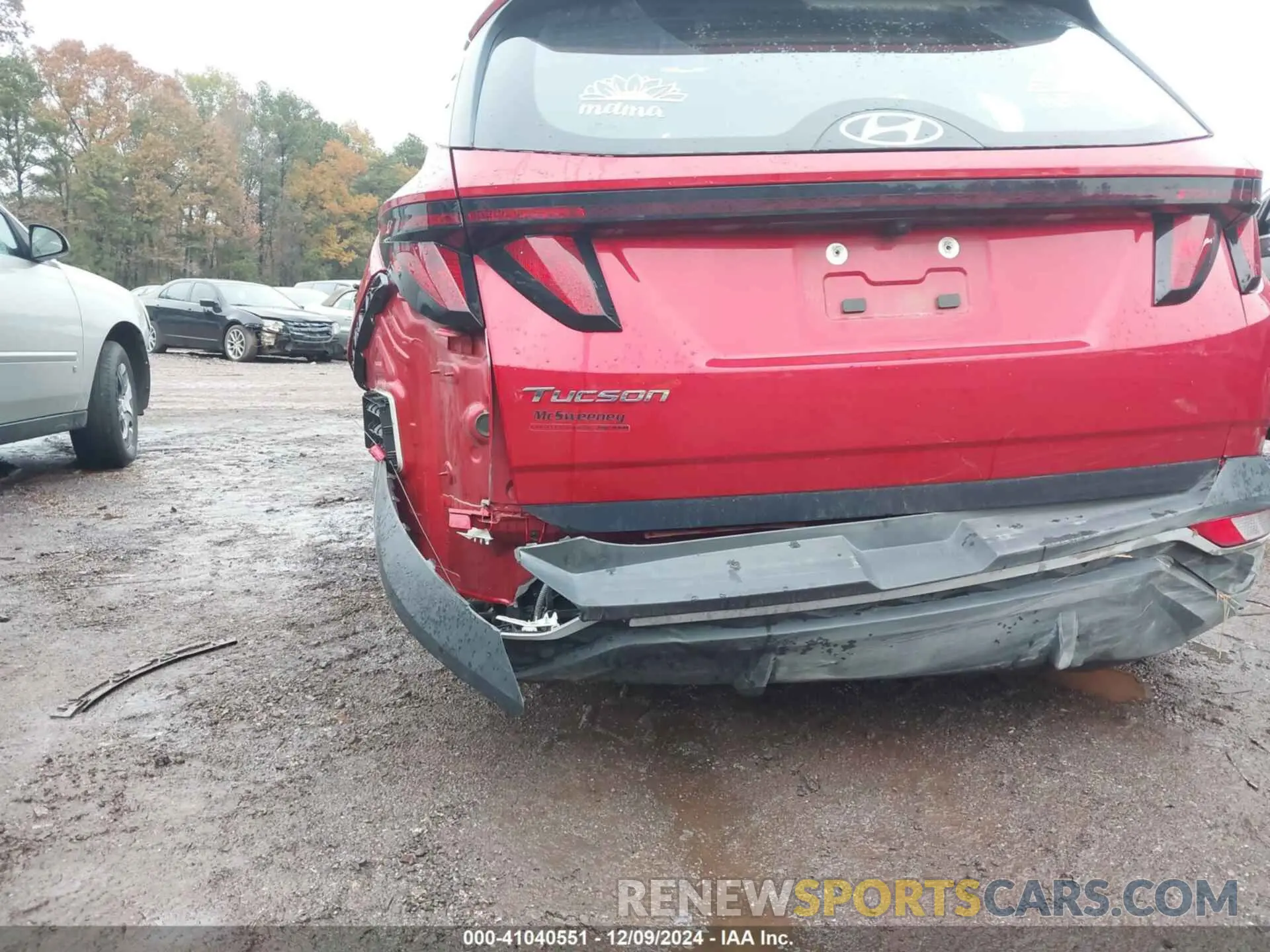 17 Photograph of a damaged car 5NMJA3AEXNH020695 HYUNDAI TUCSON 2022