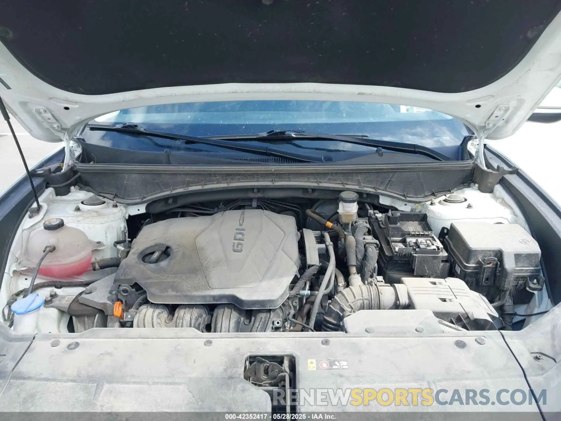 10 Photograph of a damaged car 5NMJACAE1NH079814 HYUNDAI TUCSON 2022