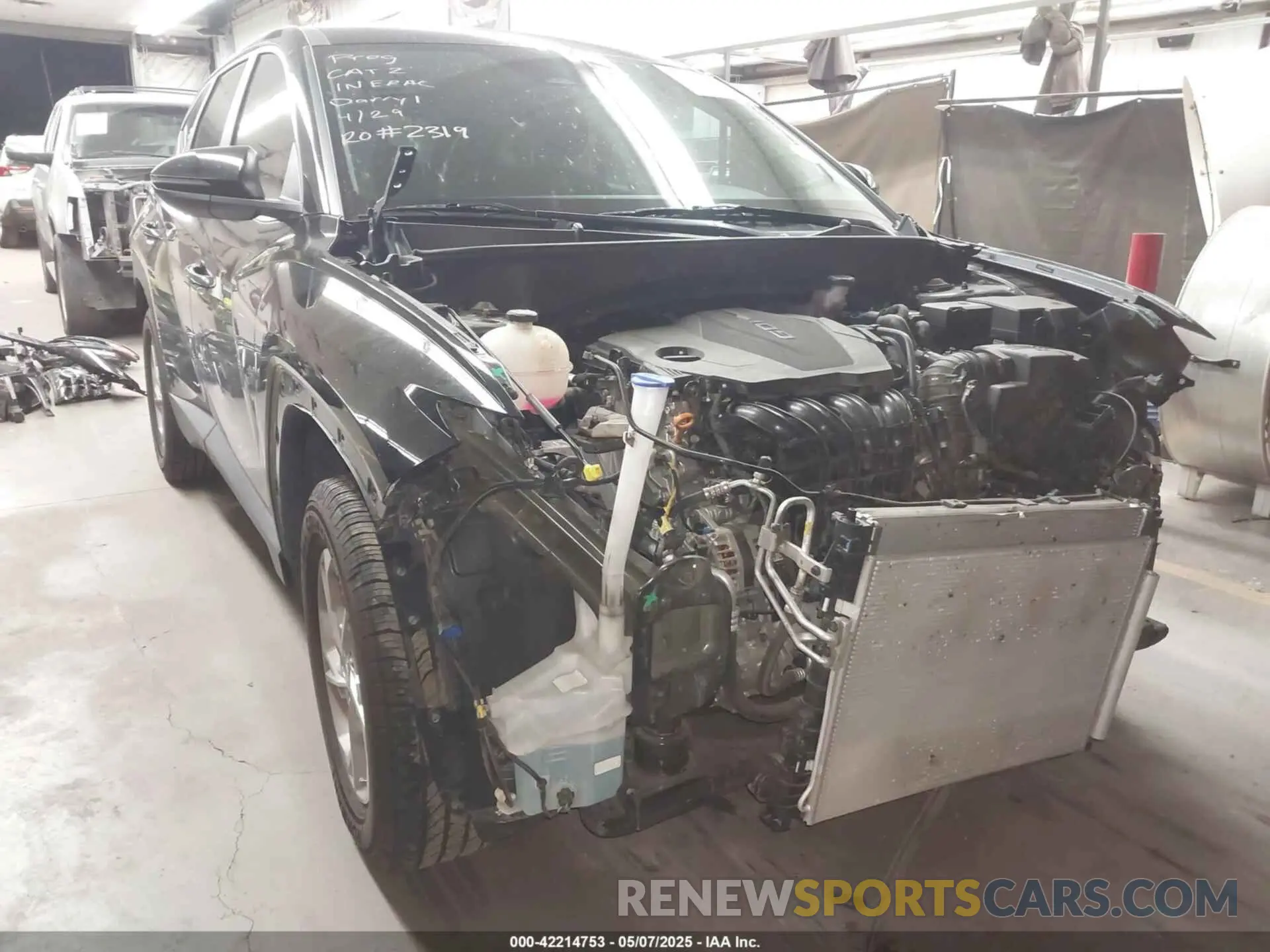 6 Photograph of a damaged car 5NMJACAE4NH068466 HYUNDAI TUCSON 2022