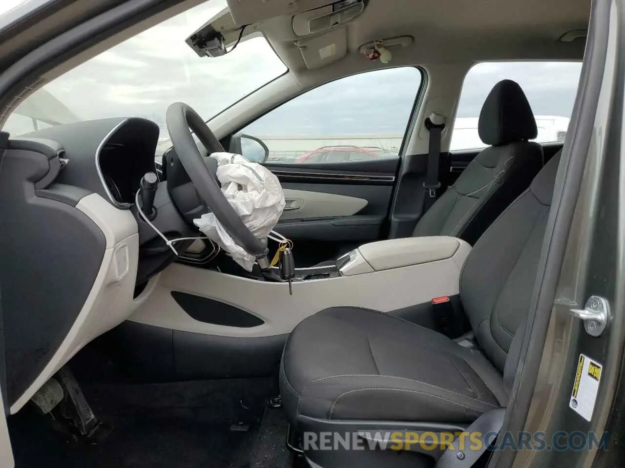 7 Photograph of a damaged car 5NMJACAE4NH087521 HYUNDAI TUCSON 2022