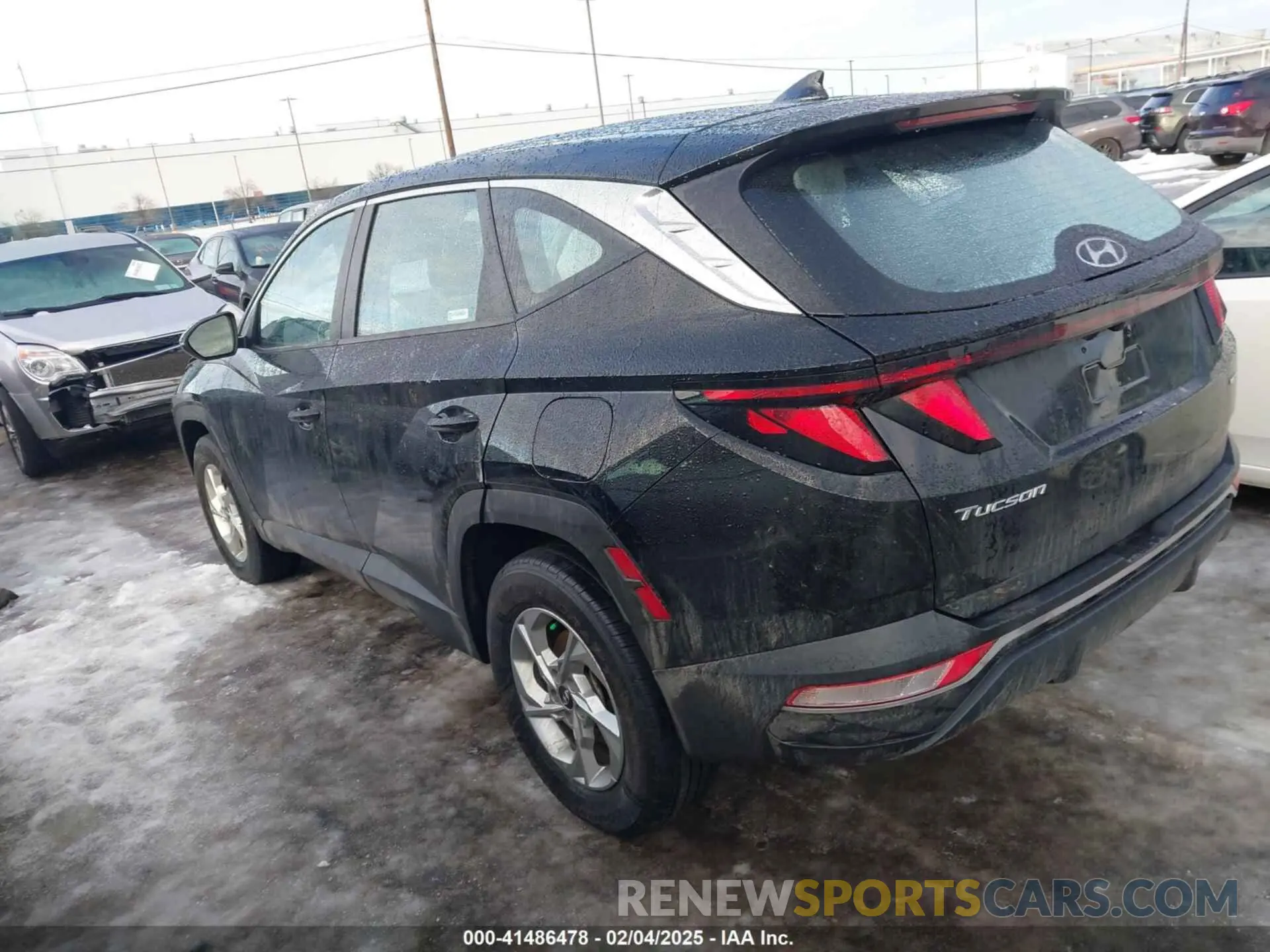 3 Photograph of a damaged car 5NMJACAE6NH094941 HYUNDAI TUCSON 2022