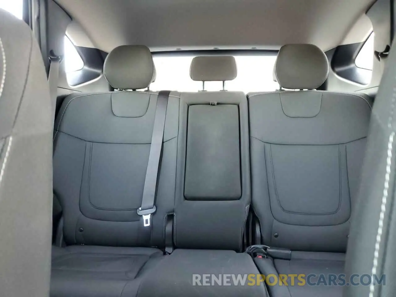 10 Photograph of a damaged car 5NMJACAE9NH111215 HYUNDAI TUCSON 2022
