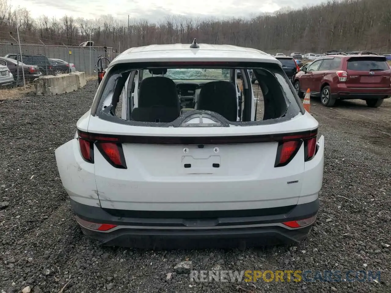6 Photograph of a damaged car 5NMJACAEXNH034676 HYUNDAI TUCSON 2022