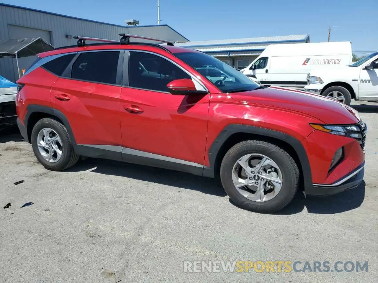 4 Photograph of a damaged car 5NMJB3AE0NH129664 HYUNDAI TUCSON 2022