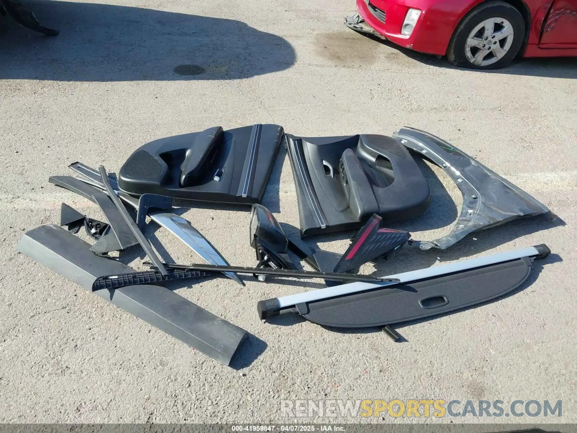 12 Photograph of a damaged car 5NMJB3AE1NH150250 HYUNDAI TUCSON 2022