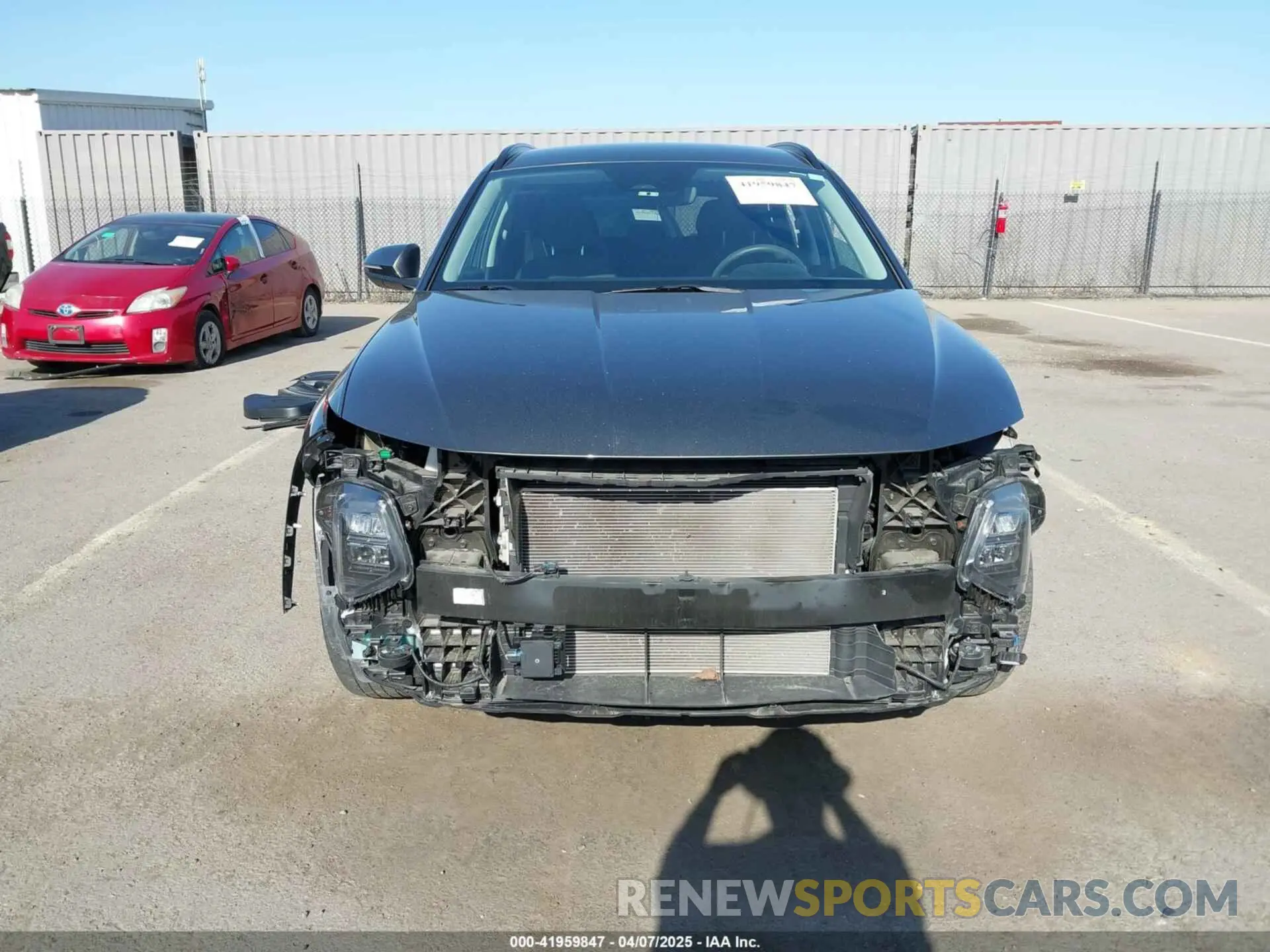 13 Photograph of a damaged car 5NMJB3AE1NH150250 HYUNDAI TUCSON 2022