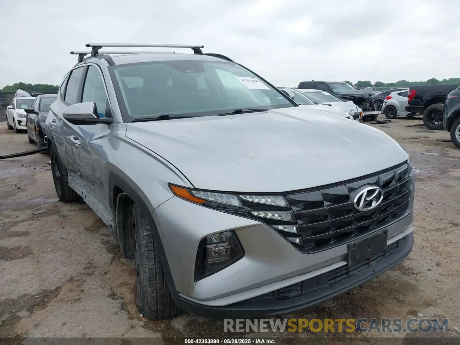 1 Photograph of a damaged car 5NMJB3AE2NH134932 HYUNDAI TUCSON 2022