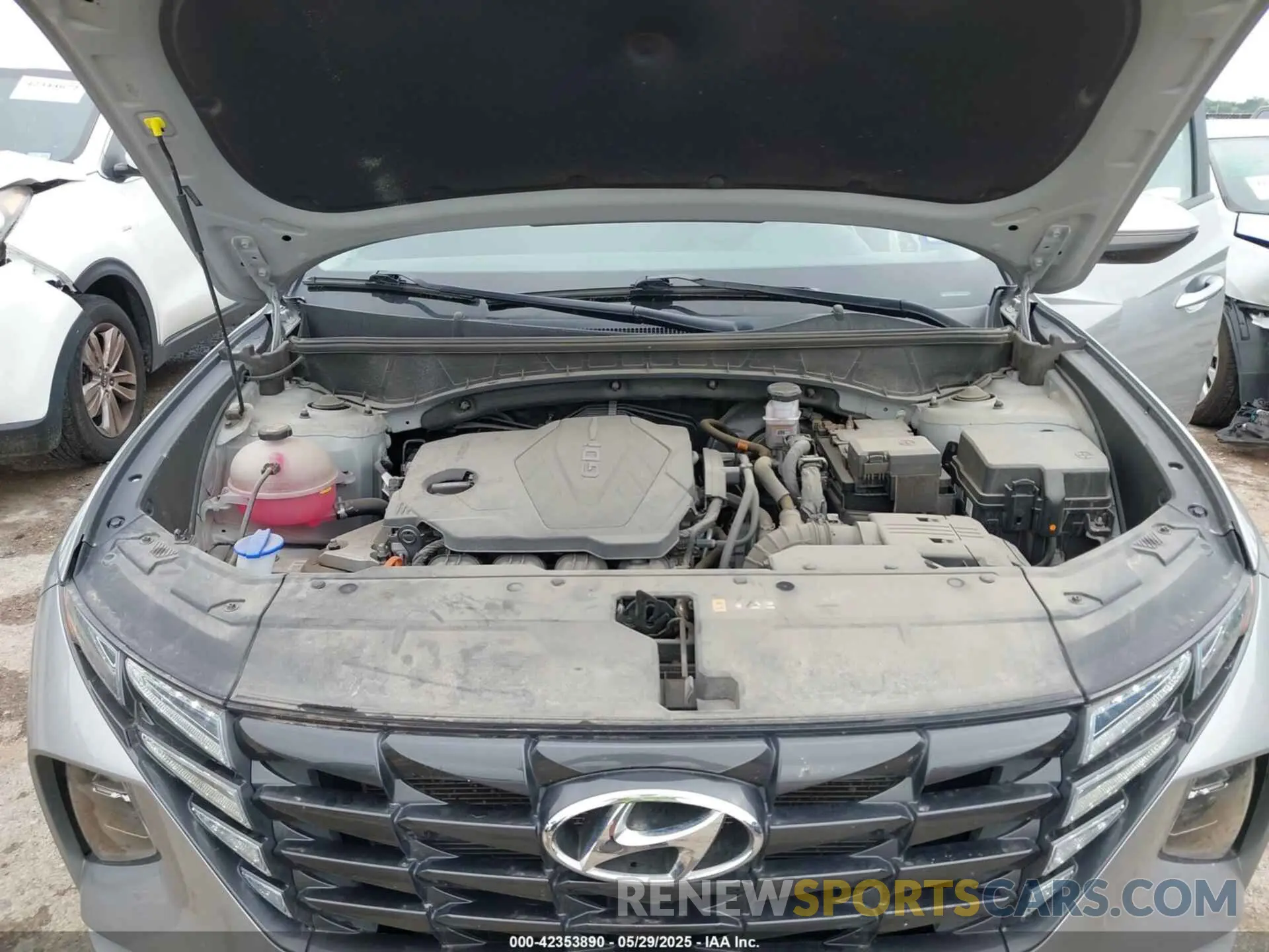 10 Photograph of a damaged car 5NMJB3AE2NH134932 HYUNDAI TUCSON 2022