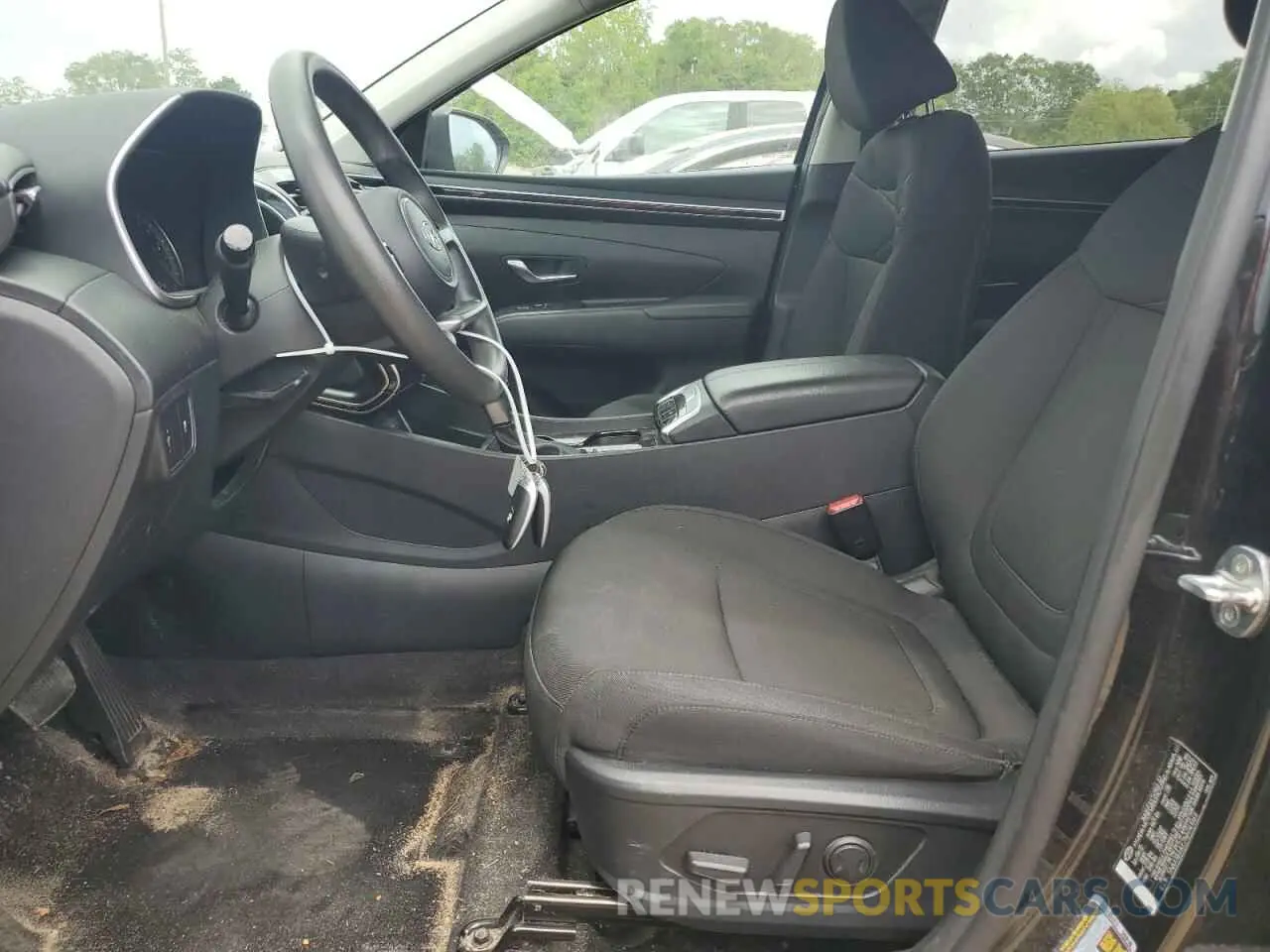 7 Photograph of a damaged car 5NMJB3AE2NH141069 HYUNDAI TUCSON 2022