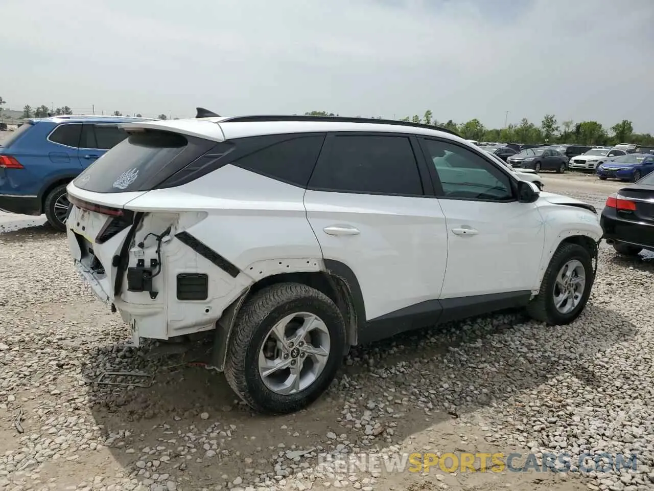 3 Photograph of a damaged car 5NMJB3AE2NH141458 HYUNDAI TUCSON 2022