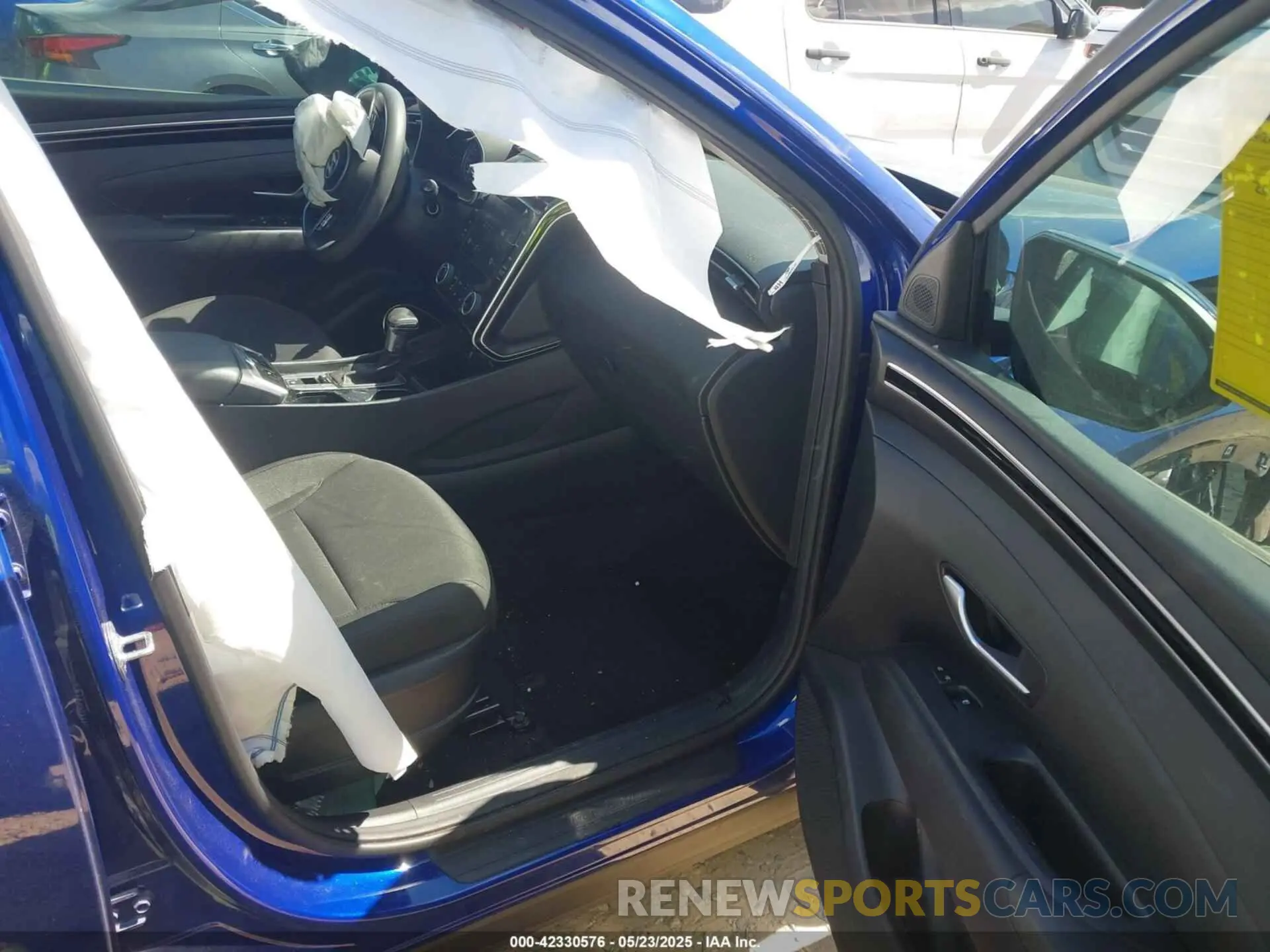 5 Photograph of a damaged car 5NMJB3AE3NH059349 HYUNDAI TUCSON 2022