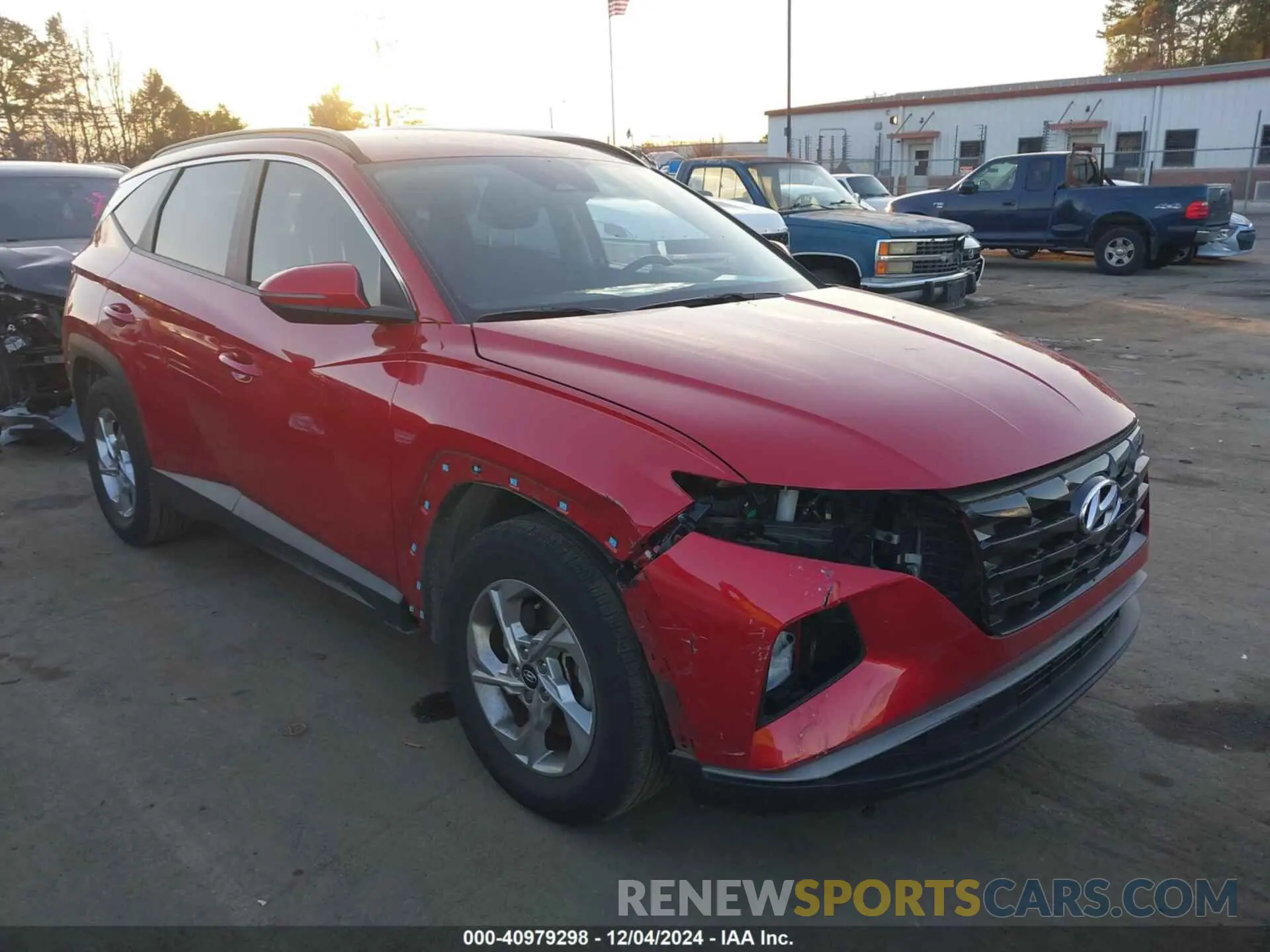1 Photograph of a damaged car 5NMJB3AE3NH069413 HYUNDAI TUCSON 2022