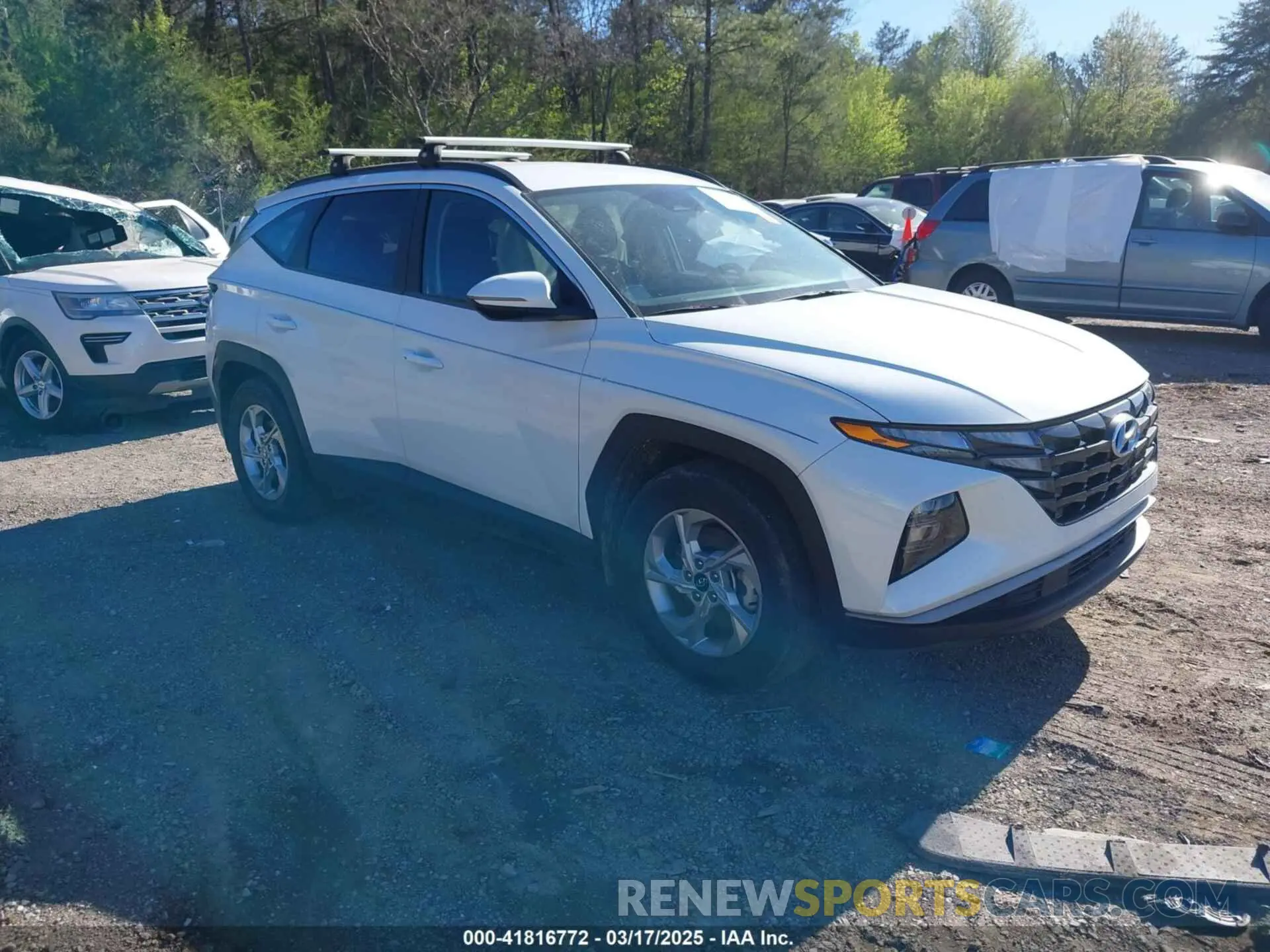 1 Photograph of a damaged car 5NMJB3AE4NH057254 HYUNDAI TUCSON 2022