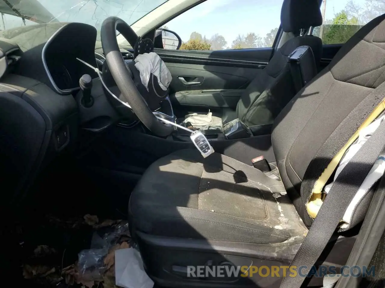 7 Photograph of a damaged car 5NMJB3AE6NH012915 HYUNDAI TUCSON 2022