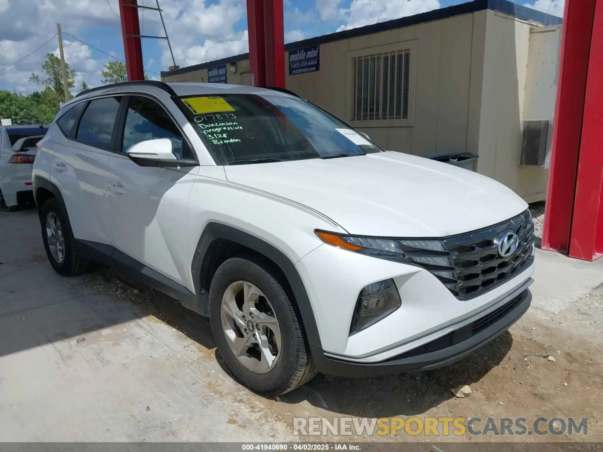 1 Photograph of a damaged car 5NMJB3AE6NH027205 HYUNDAI TUCSON 2022