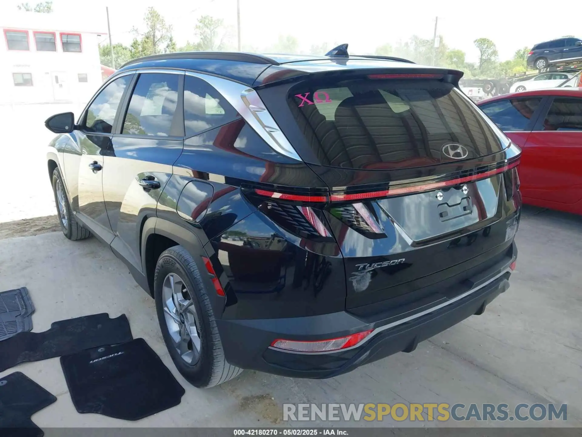 3 Photograph of a damaged car 5NMJB3AE6NH139325 HYUNDAI TUCSON 2022