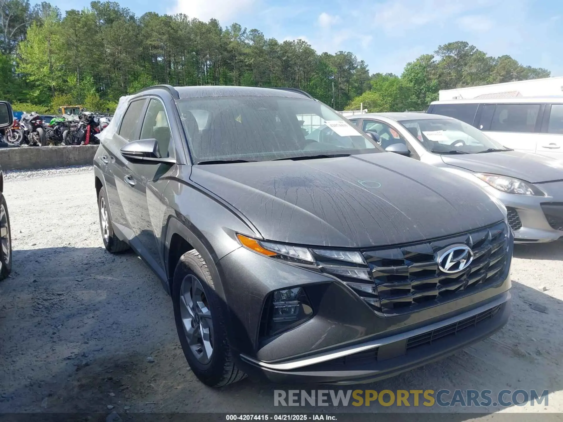 13 Photograph of a damaged car 5NMJB3AE6NH160109 HYUNDAI TUCSON 2022