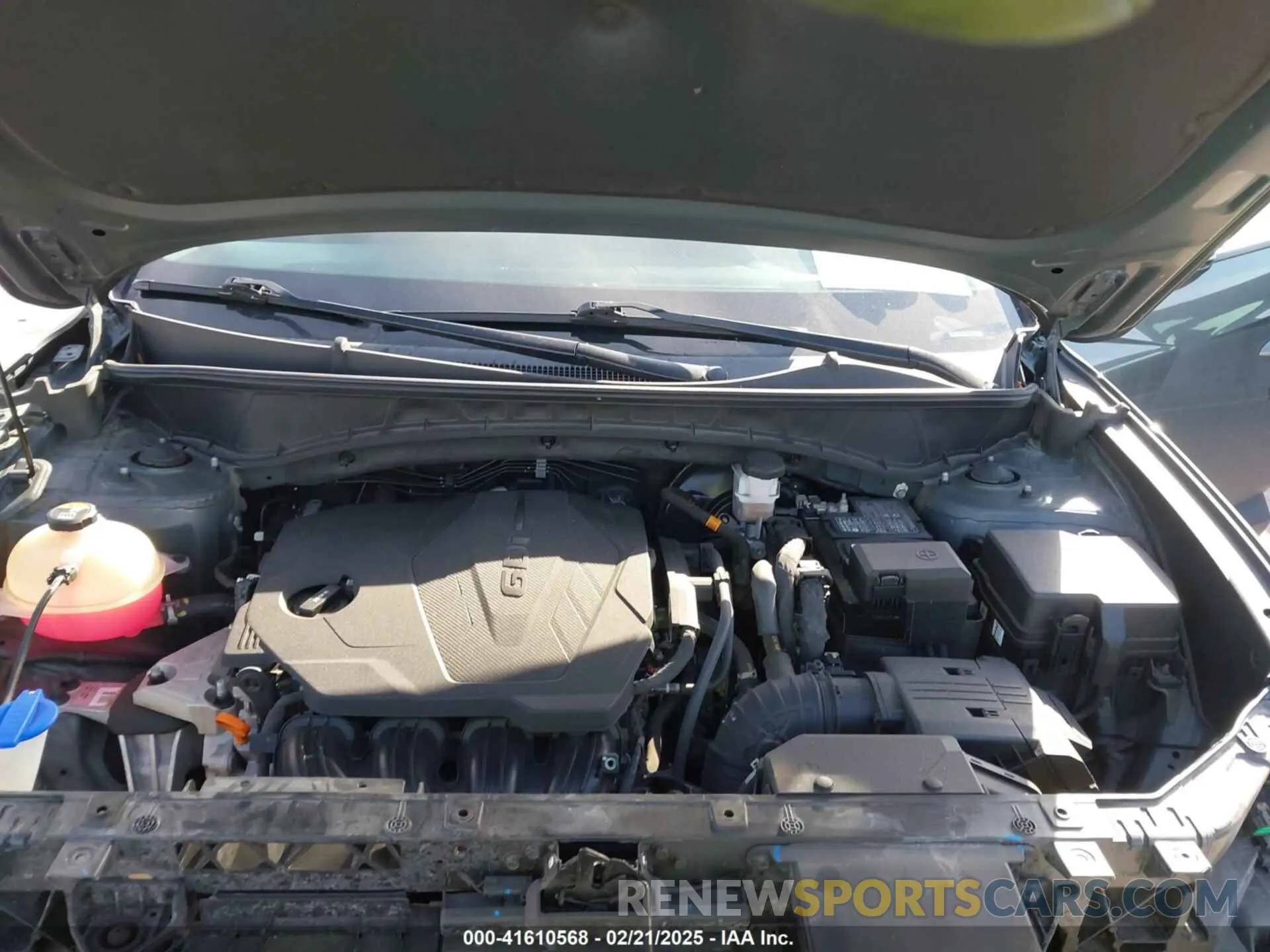 10 Photograph of a damaged car 5NMJB3AE7NH057183 HYUNDAI TUCSON 2022