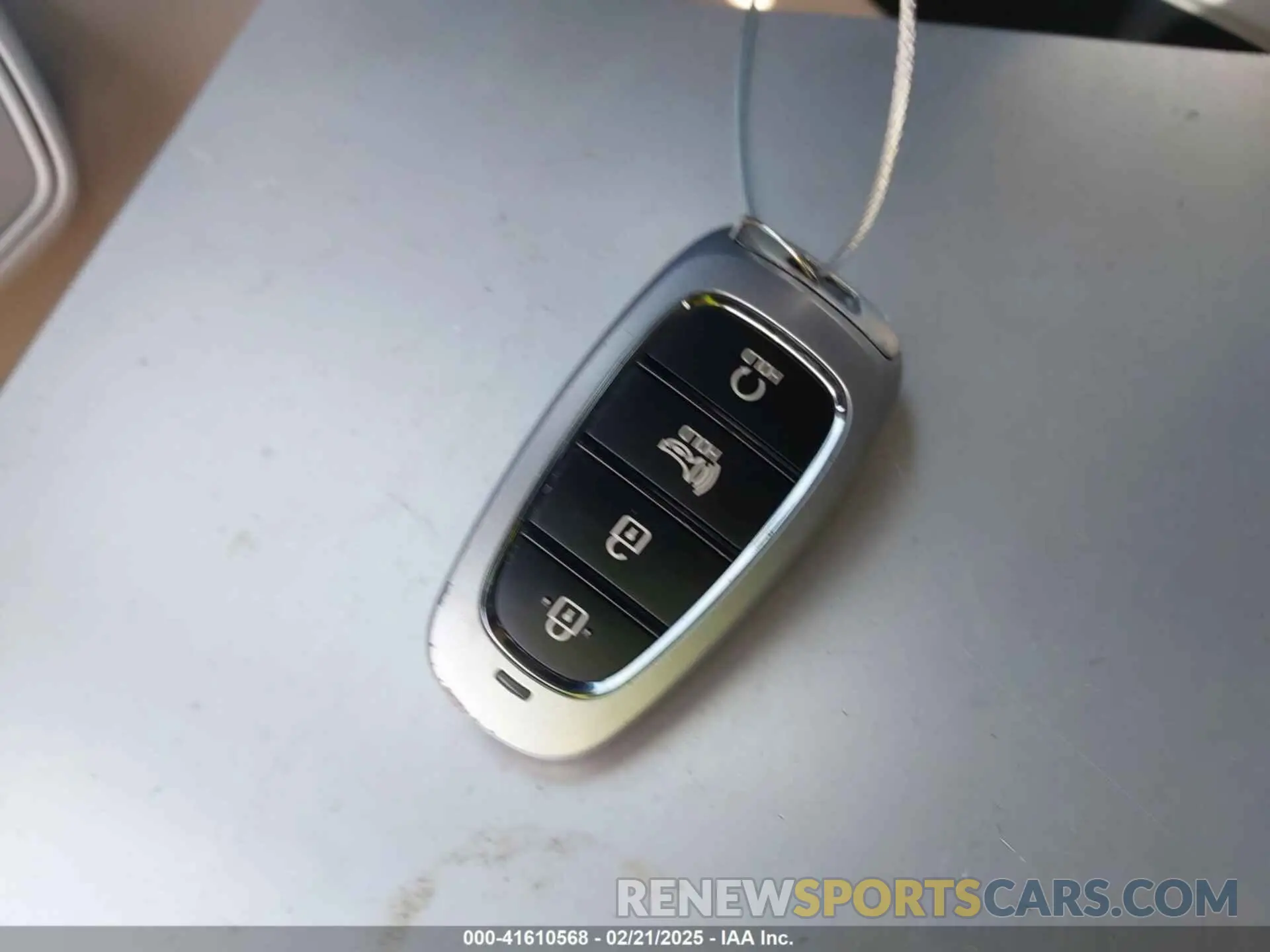11 Photograph of a damaged car 5NMJB3AE7NH057183 HYUNDAI TUCSON 2022