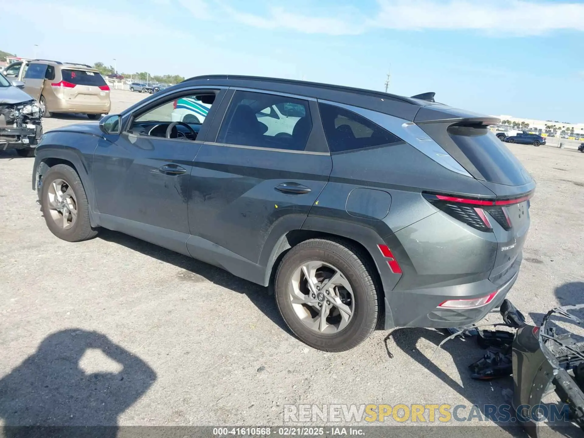 3 Photograph of a damaged car 5NMJB3AE7NH057183 HYUNDAI TUCSON 2022