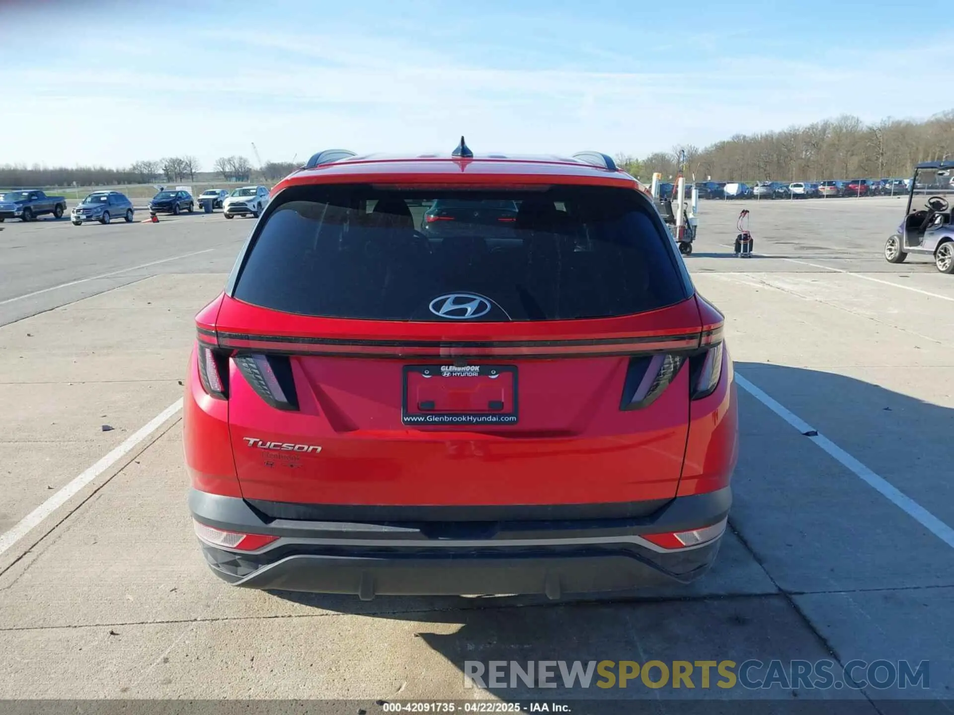 17 Photograph of a damaged car 5NMJB3AE7NH076526 HYUNDAI TUCSON 2022