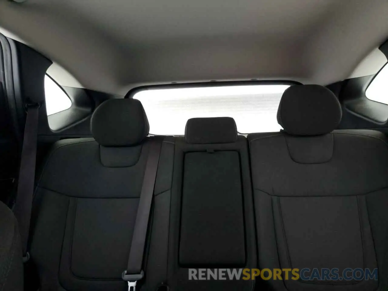 10 Photograph of a damaged car 5NMJB3AE8NH049612 HYUNDAI TUCSON 2022