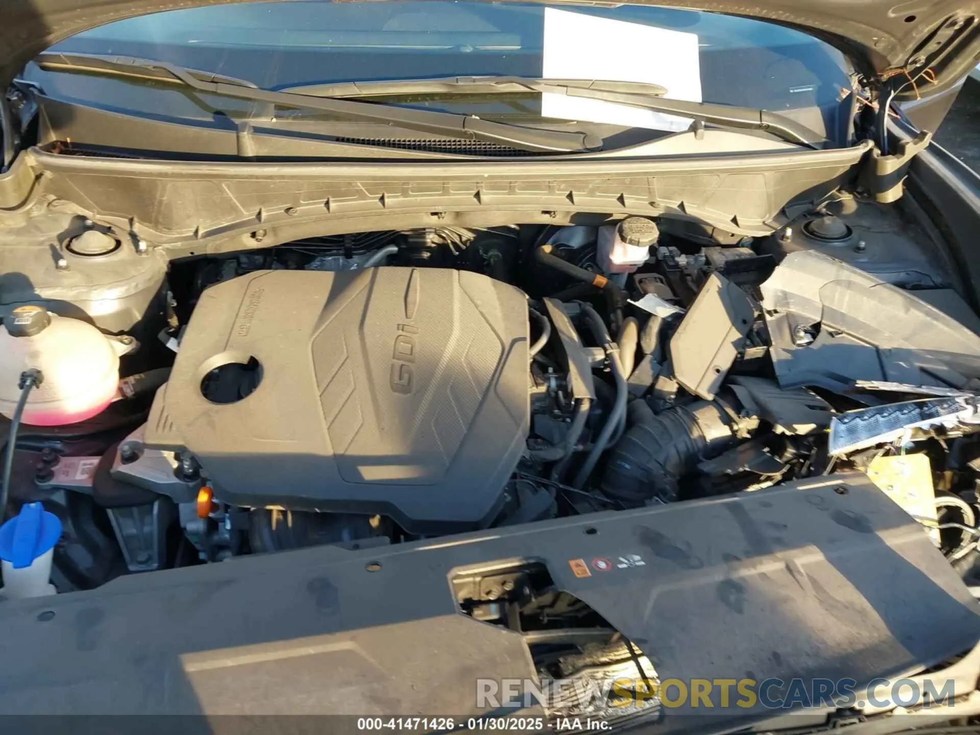 10 Photograph of a damaged car 5NMJB3AE9NH111888 HYUNDAI TUCSON 2022