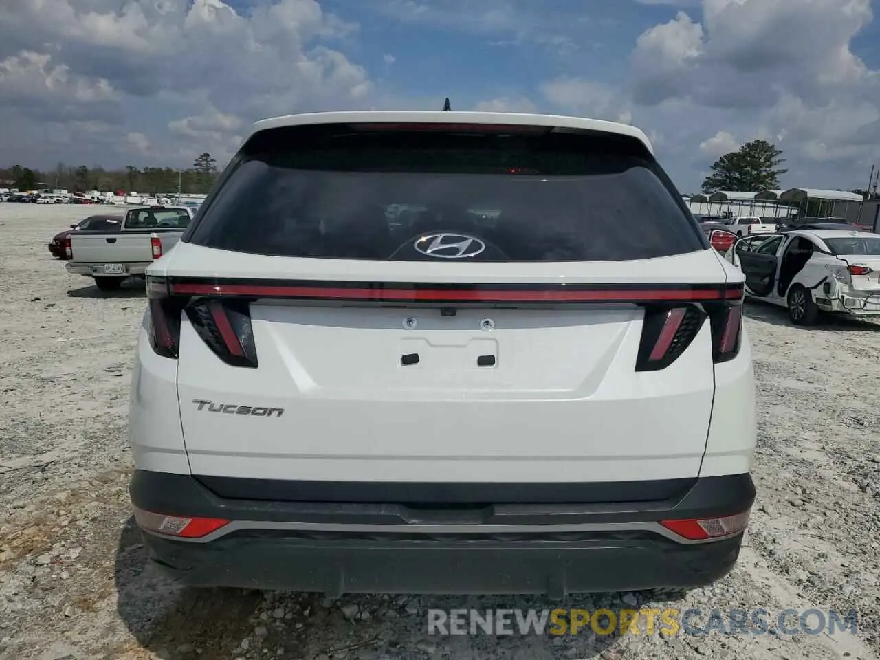 6 Photograph of a damaged car 5NMJB3AE9NH142364 HYUNDAI TUCSON 2022