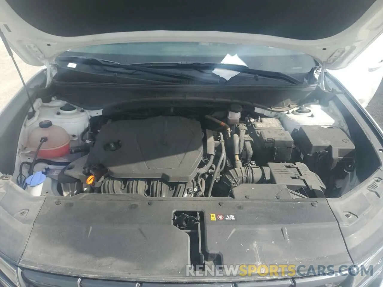 12 Photograph of a damaged car 5NMJBCAE0NH038426 HYUNDAI TUCSON 2022