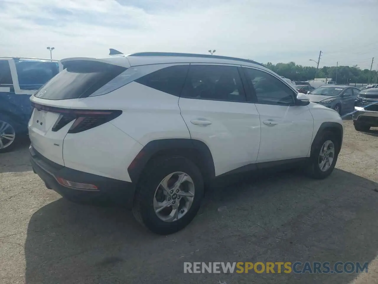 3 Photograph of a damaged car 5NMJBCAE0NH038426 HYUNDAI TUCSON 2022