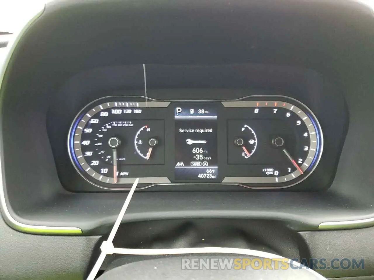 9 Photograph of a damaged car 5NMJBCAE0NH118339 HYUNDAI TUCSON 2022