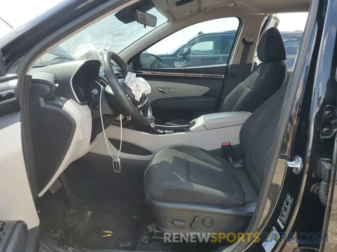 7 Photograph of a damaged car 5NMJBCAE0NH140468 HYUNDAI TUCSON 2022