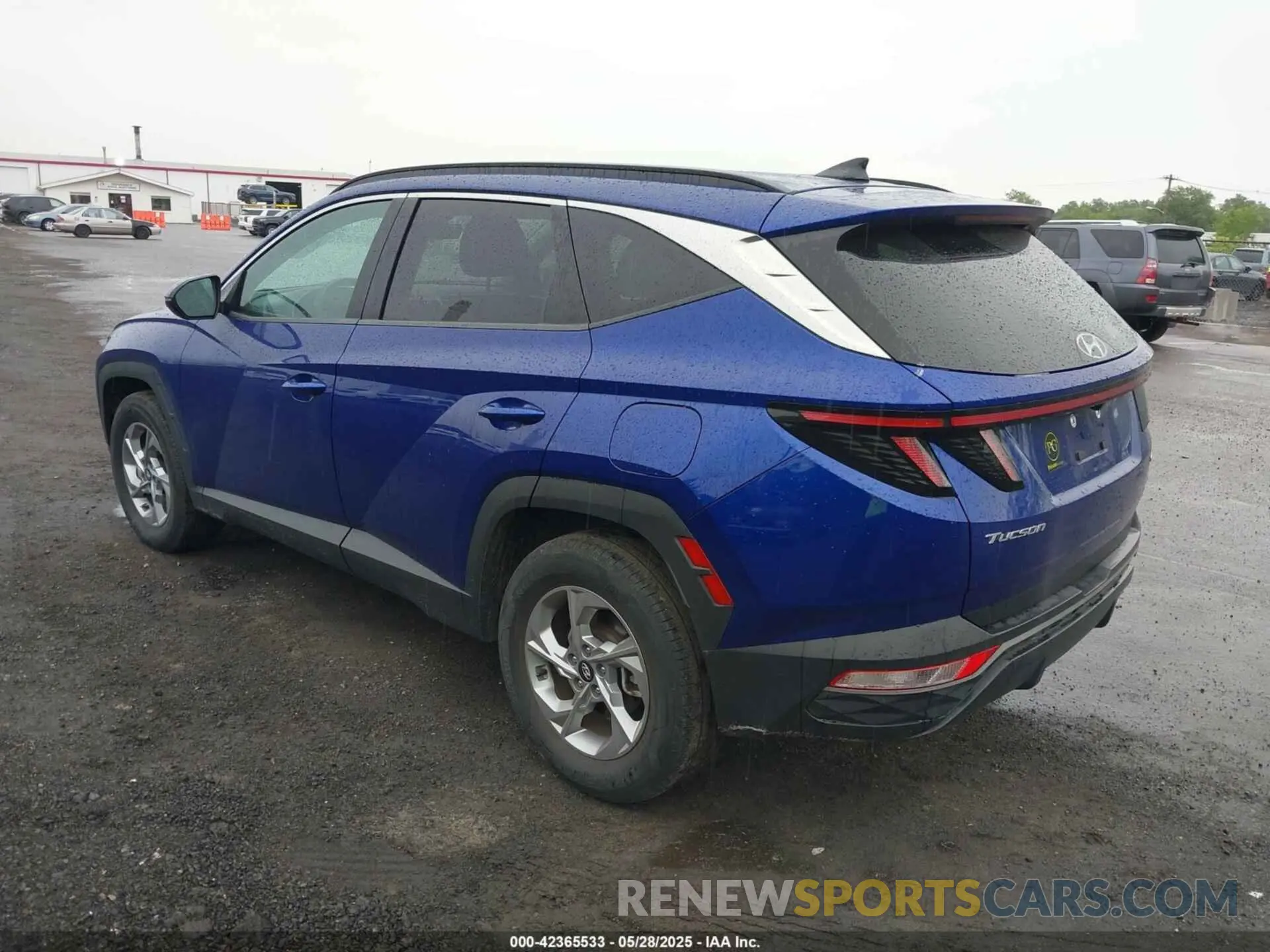 3 Photograph of a damaged car 5NMJBCAE1NH026298 HYUNDAI TUCSON 2022
