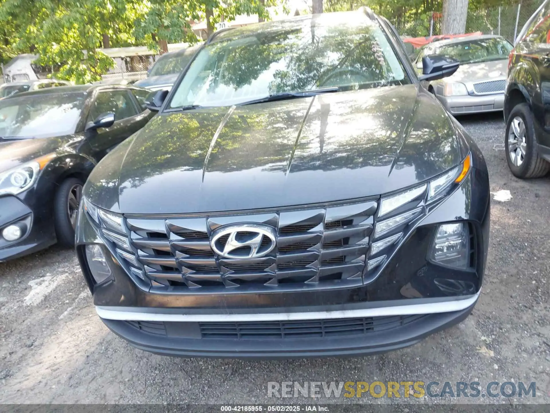 10 Photograph of a damaged car 5NMJBCAE1NH083973 HYUNDAI TUCSON 2022