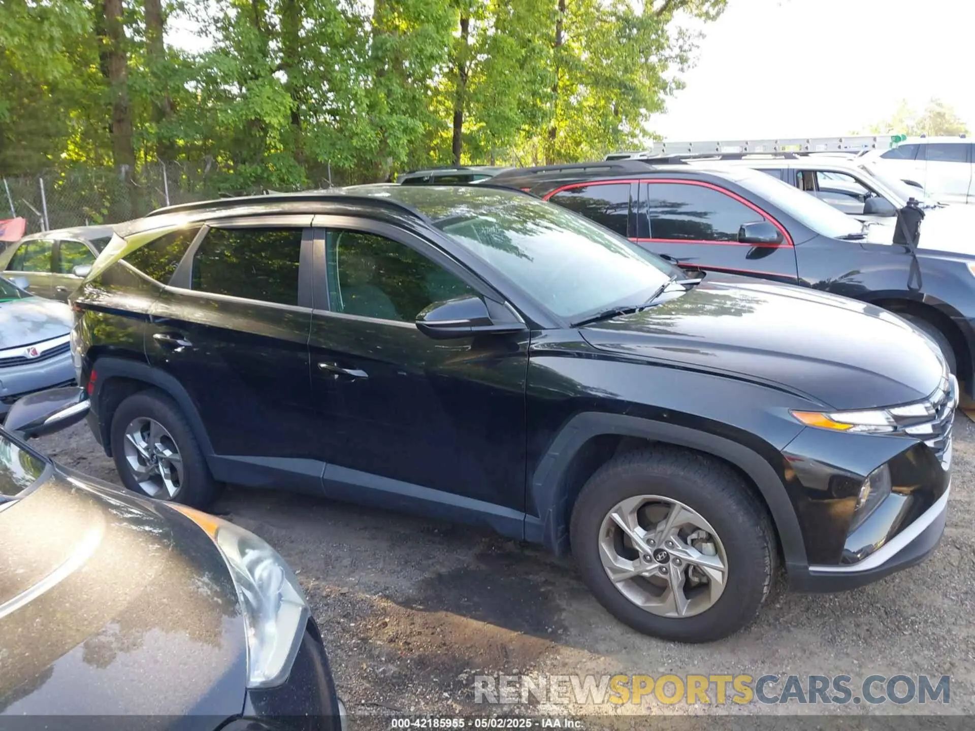 11 Photograph of a damaged car 5NMJBCAE1NH083973 HYUNDAI TUCSON 2022